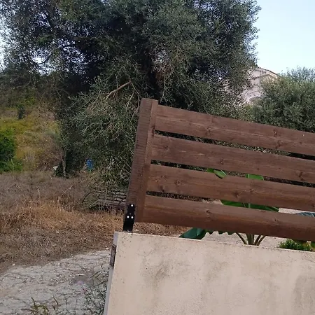 Agia Sana House Casa de Férias